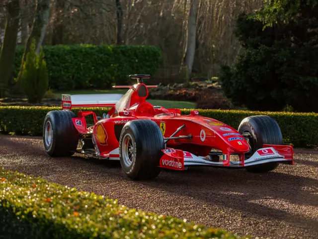 MG-MODEL MGMP05 Масштаб 1/12 | FERRARI F1 F2004 N 1 WORLD