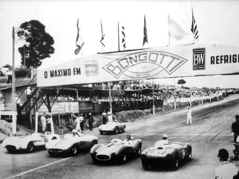 The Ferrari 250TR competing in Brazil. The No. 82 car is the 0738 chassis piloted by Jose Gimenez Lopes and No. 46 (3rd from left to right) the chassis 0716 of Celso Lara Barberis in photo dating 30/11/1958 at Interlagos, Brazil.