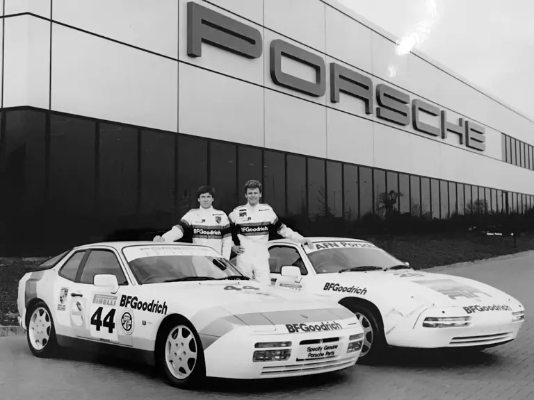 Tiff Needell and Tony Dron pose with a 944 Turbo and the 928 in early 1988.