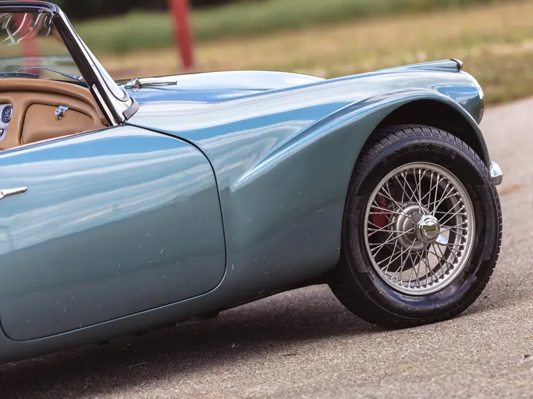 1963 Daimler SP250 Conv | RM Sotheby's | Photo: Teddy Pieper - @vconceptsllc