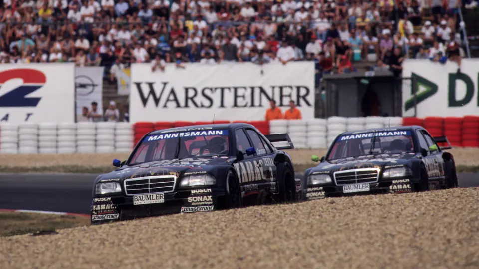 Jörg van Ommen drove the C-Klasse to 2nd place overall in the 1995 DTM Championship.