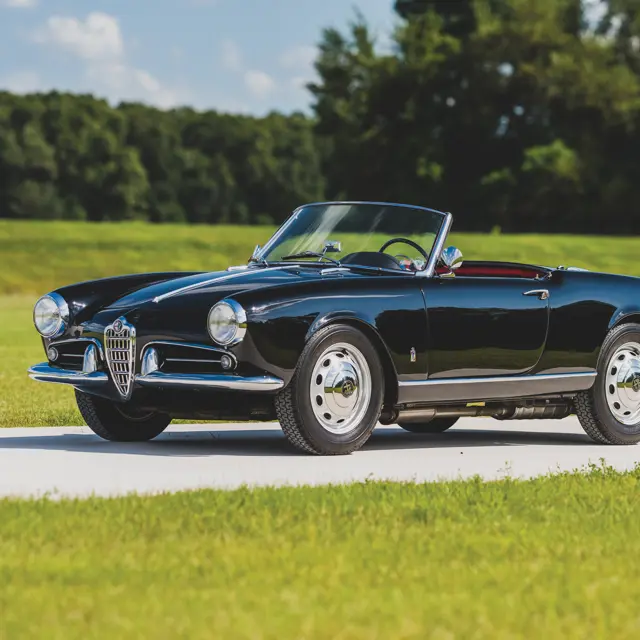Modèle Réduit Solido Alfa Romeo Giulietta Spider 1959 - Série 100, En Bon état, Pièce De Collection Vintage Pour Les Amateurs De Voitures