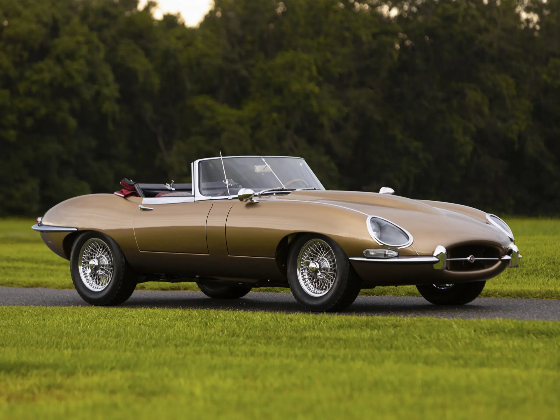1967 Jaguar E-Type Series 1 4.2-Litre Roadster | Monterey