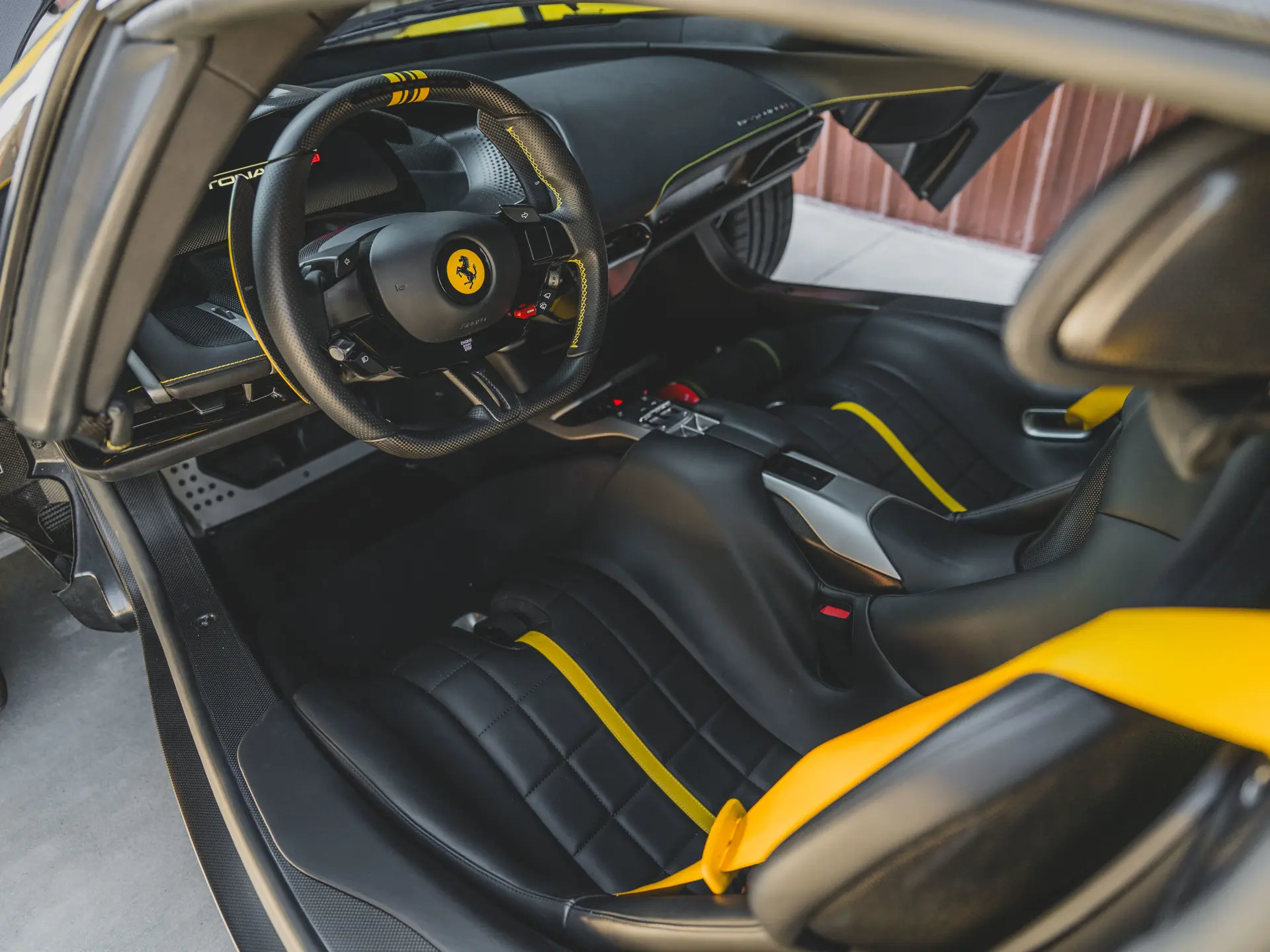 2023 Ferrari Daytona SP3 - imagen 3