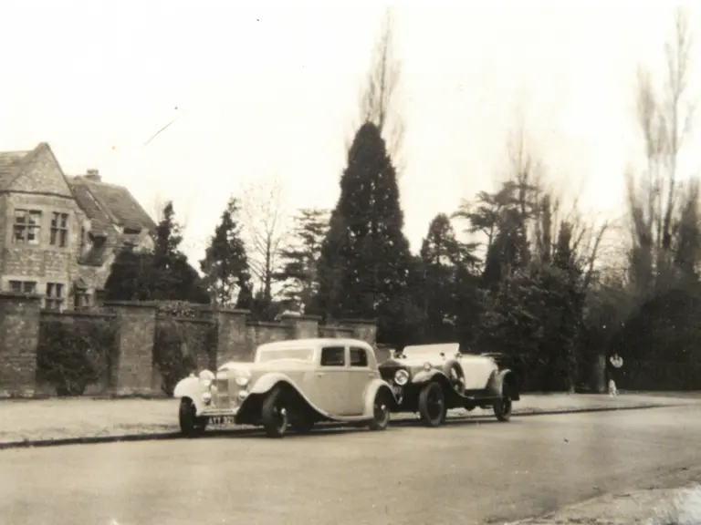 The Silver Ghost is pictured alongside a Bentley 3 ½-Litre at Brae Cottage, Knutsford, a property once occupied by Sir Henry Royce.
