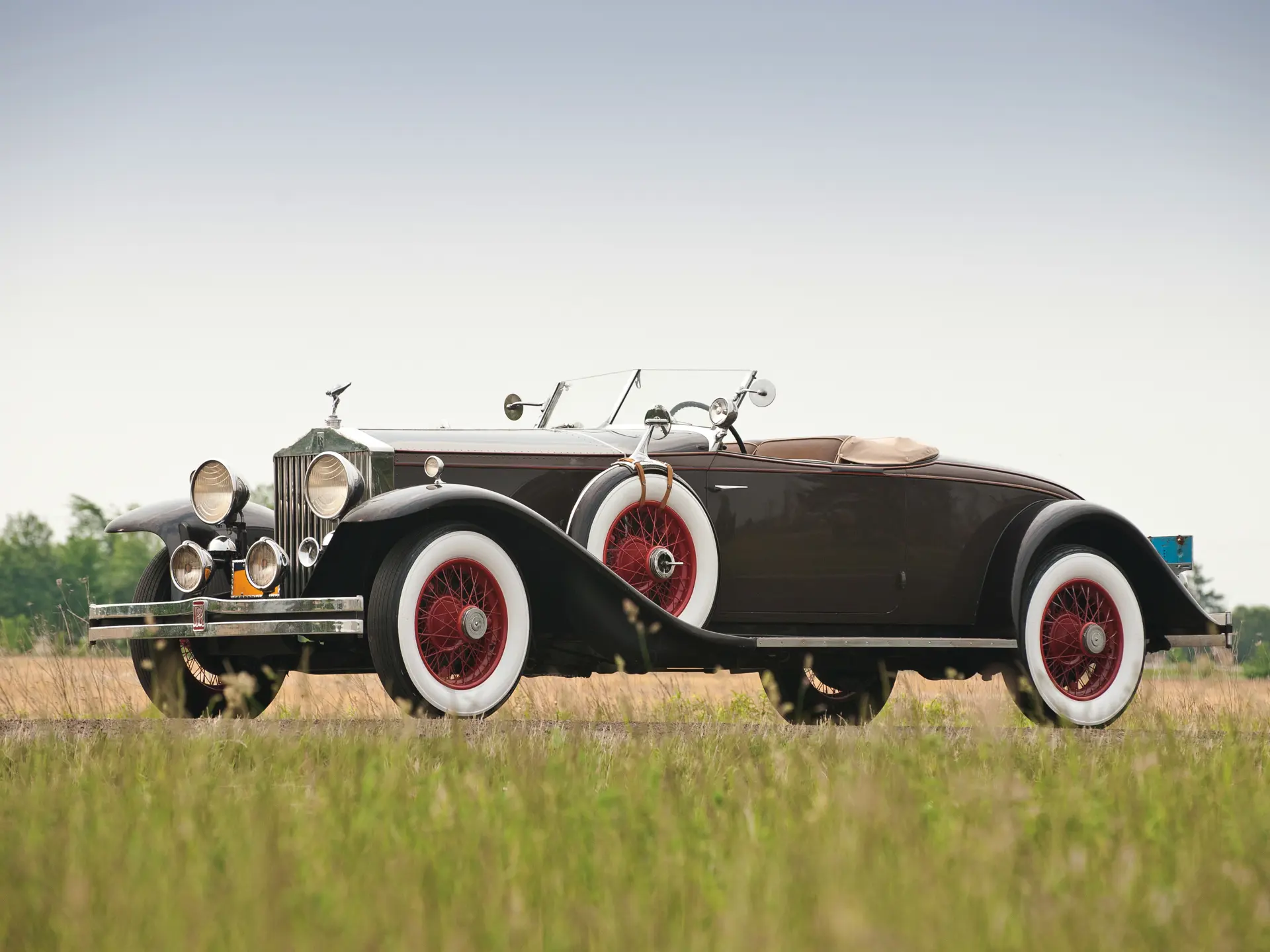 洋書 ROLLS ROYCE IN AMERICA Used 1966 Rolls-Royce Silver Cloud III Continental Drophead