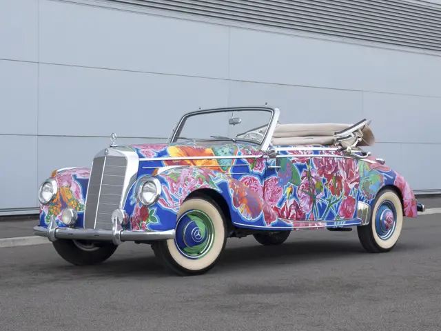 森永キャンデーカー ヴィンテージ 森永キャンデーカー ヴィンテージ It looks like a classic car, but