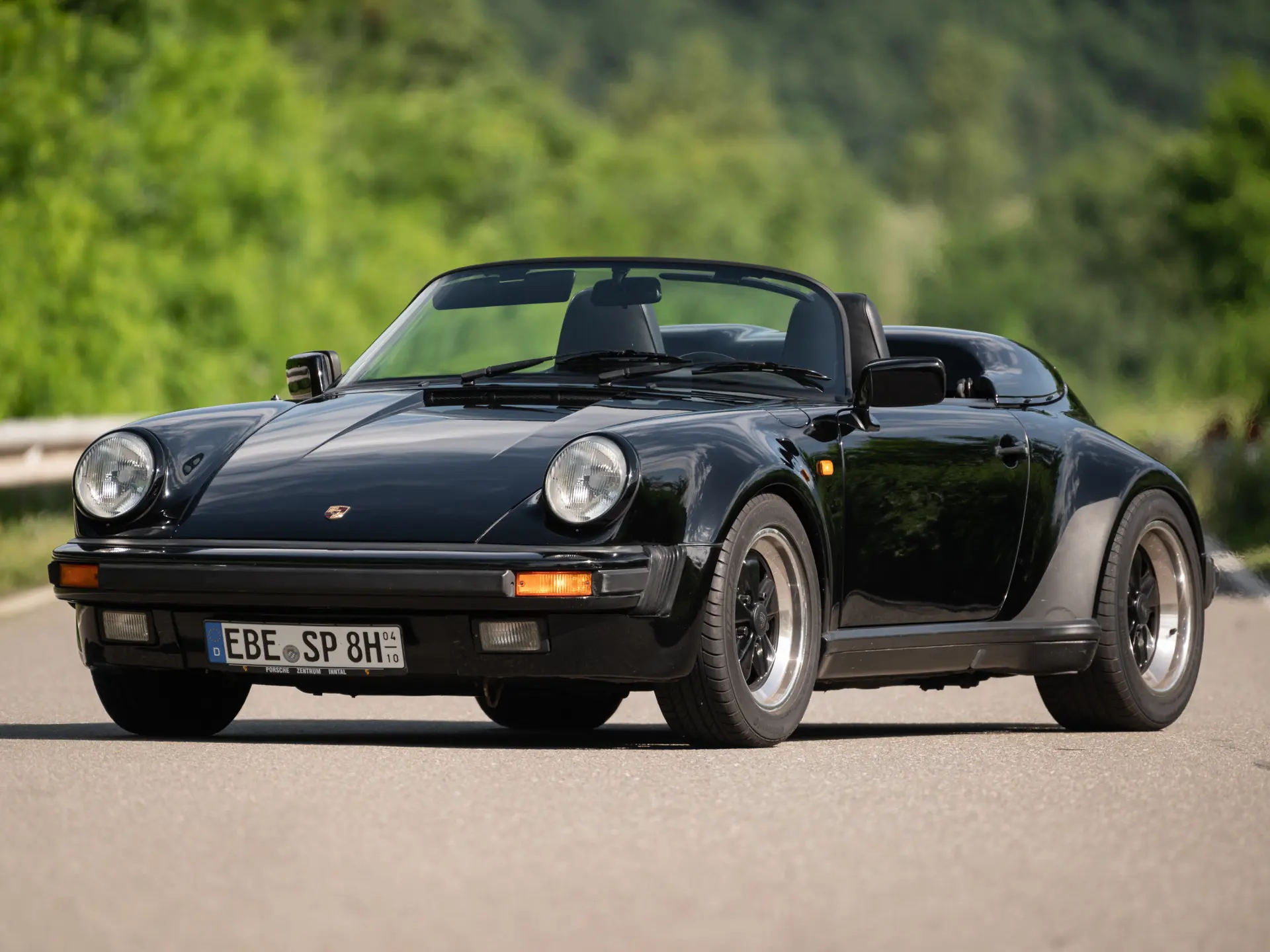 MAXICAMPS Porsche 911 Speedster 1988年 Porsche 911 Speedster (1988) - pictures, information & specs