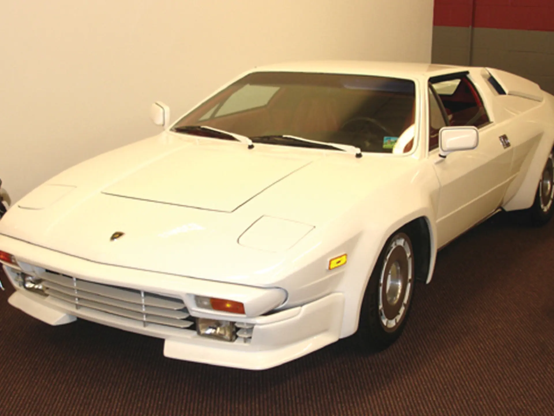 Kit Miniature 1/43 Alezan – Lamborghini Jalpa P350 – Version US 1986 – Résine