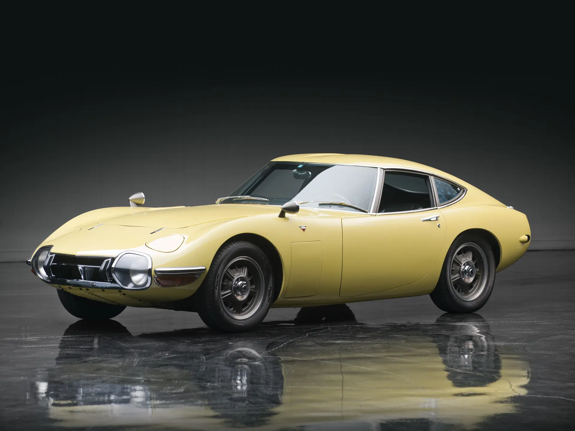 Toyota 2000GT 