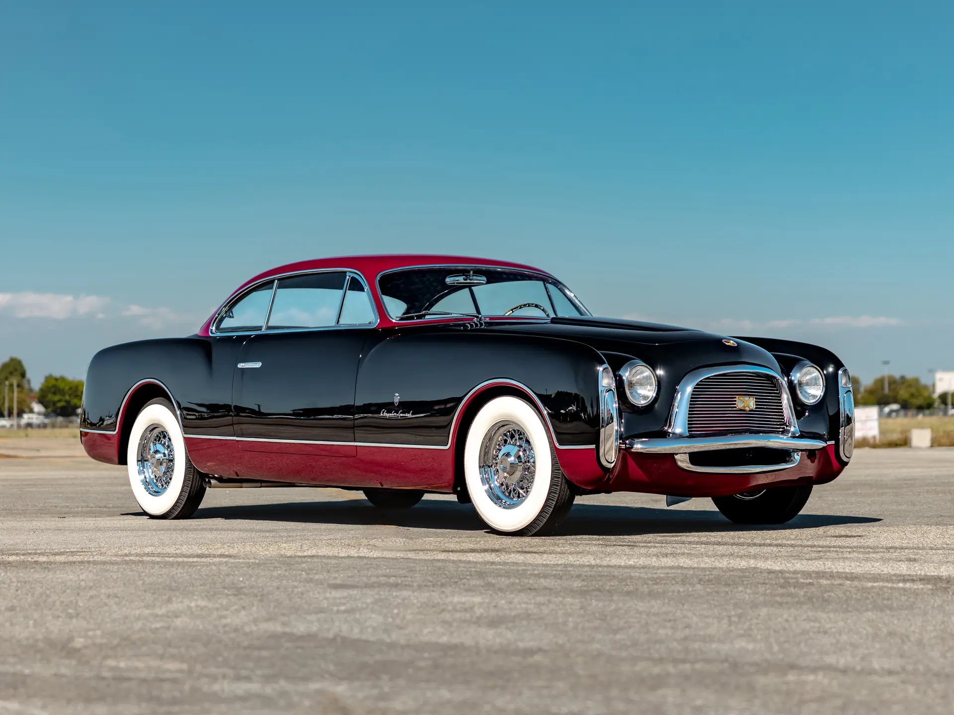 マイケル・バートレット ヴィンテージ ステンドグラス ハクトウワシ イーグル 1953 Chrysler Special by Ghia | Private Sales | RM Private Sales