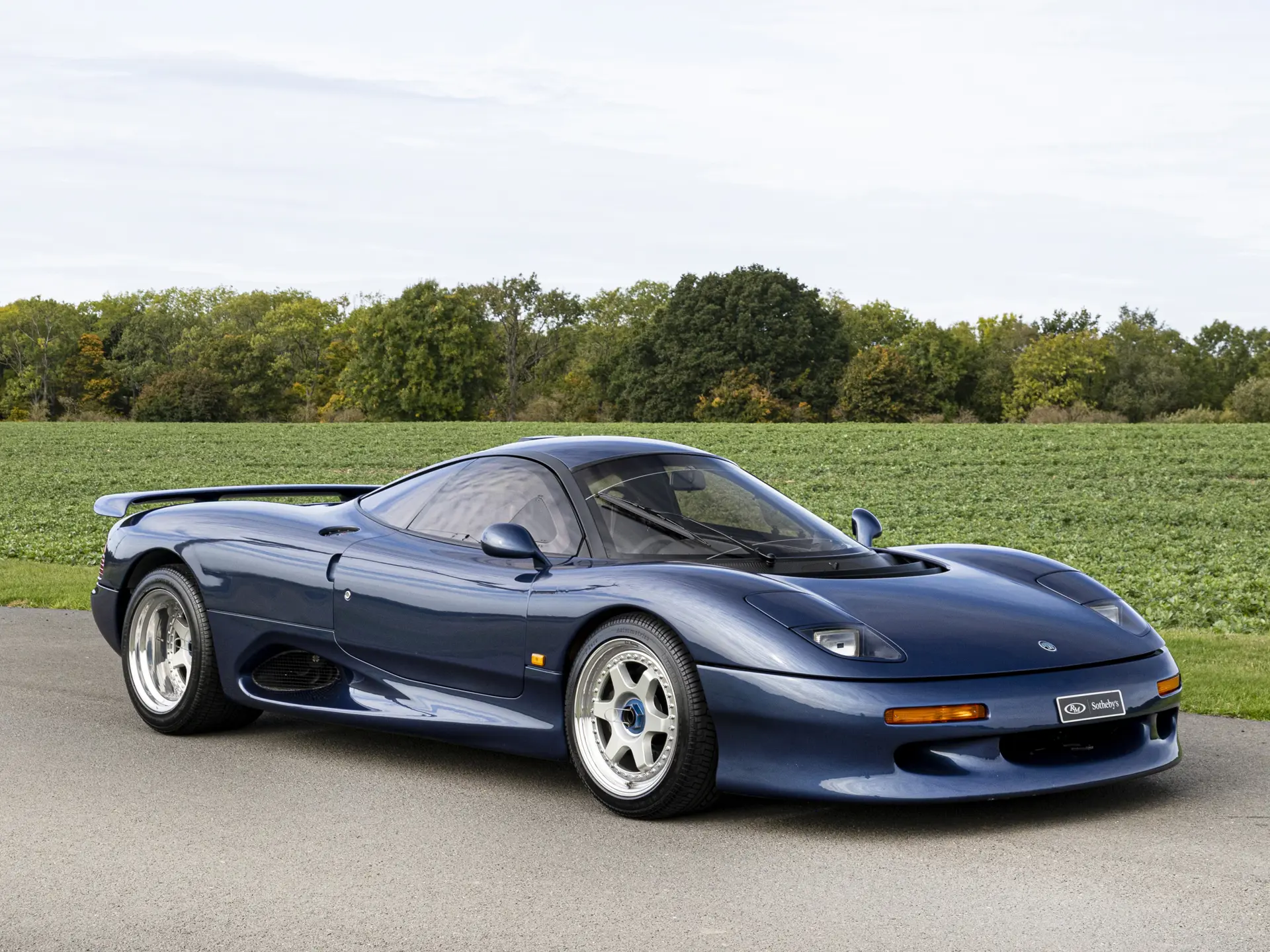Spark 1:43 Jaguar XJR 15 1990 metallic blue KBS028 モデル 車
