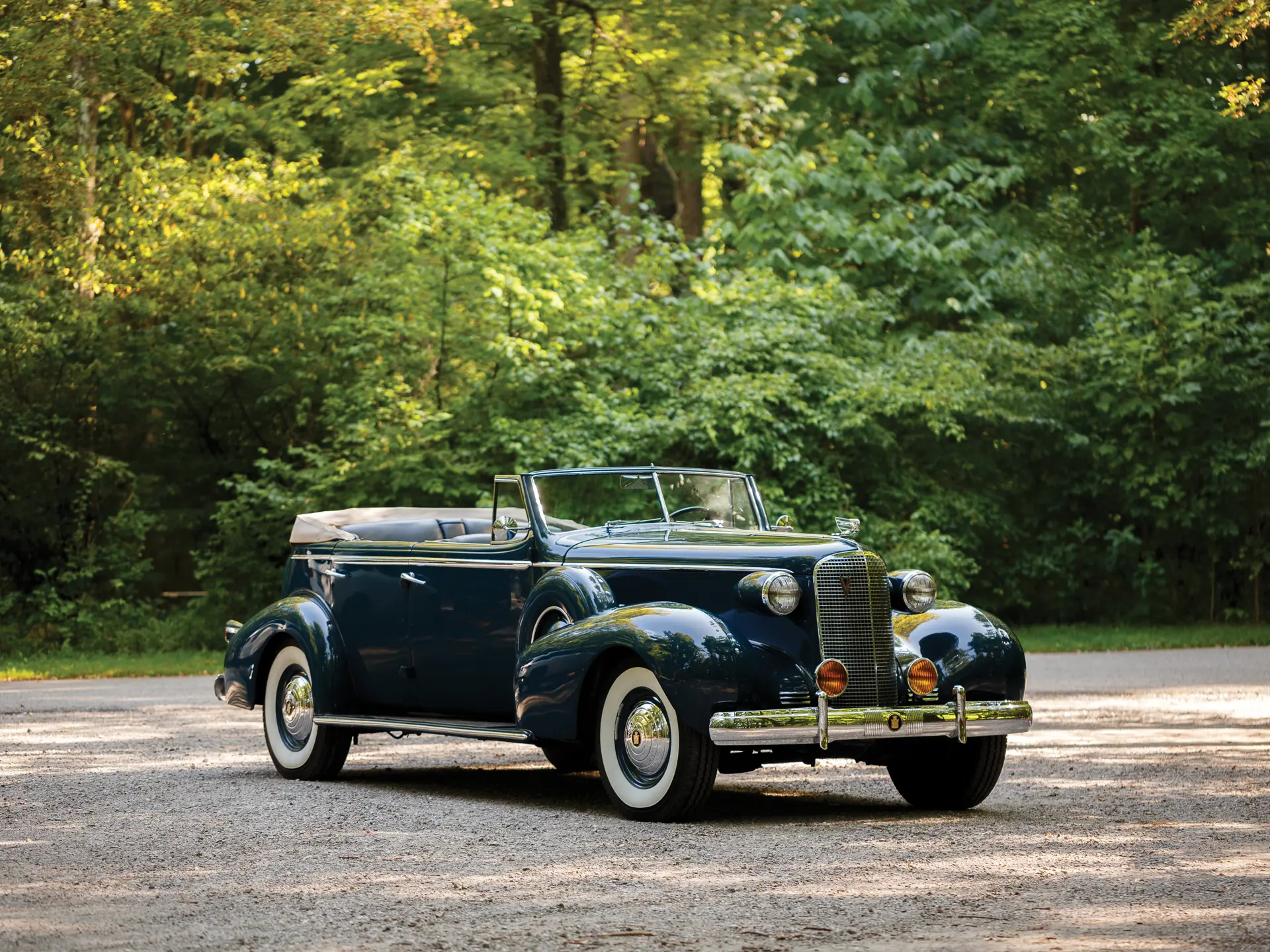 1937 Cadillac V-8 Convertible Sedan by Fleetwood | Hershey 2017