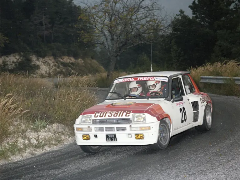 Piloted by Michel Neri and Edouard Buresi, the Renault can be seen here racing in the 1986 Rallye d’Antibes, where it finished 2nd in class B2.