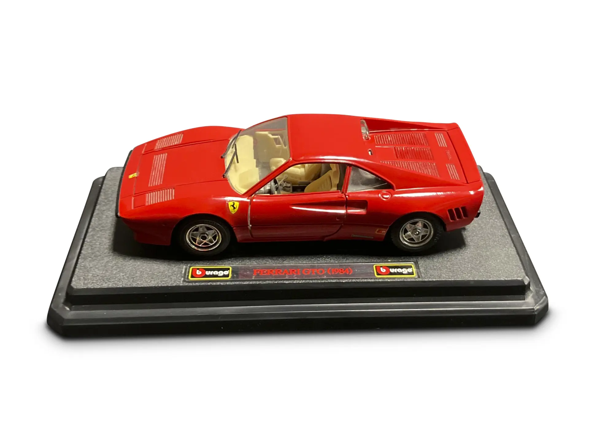 1984 Ferrari 288 GTO 1:24 Scale Model by Bburago | The Cohen