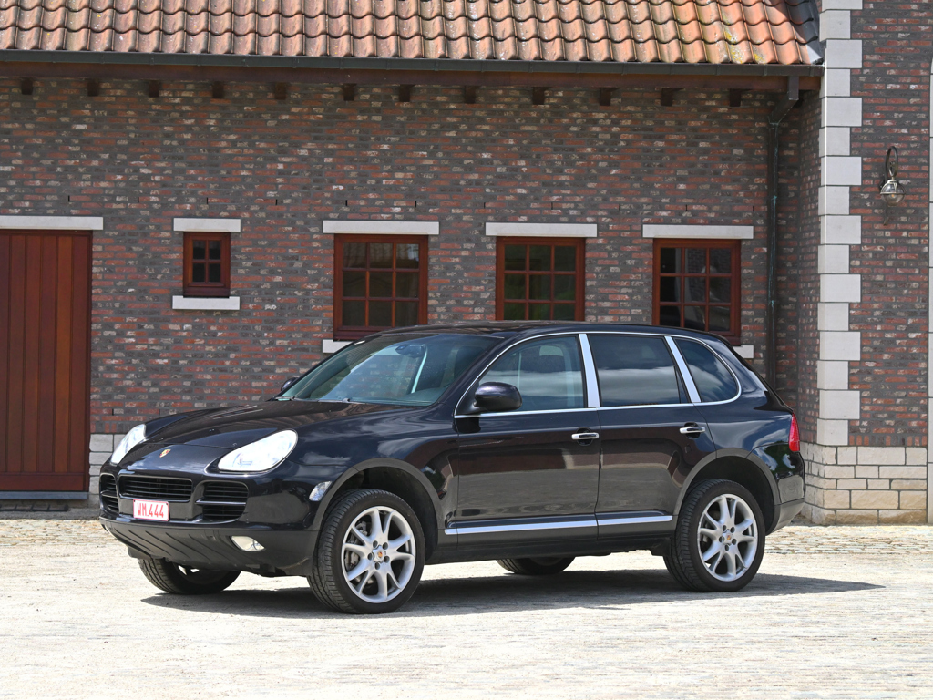2003 Porsche Cayenne S