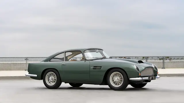 1961 Aston Martin DB4 GT | Monterey 2019 | RM Sotheby's