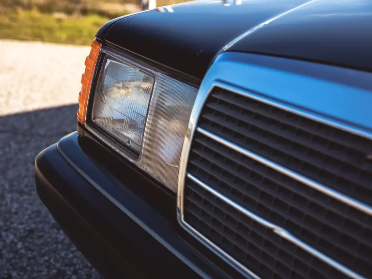 1993 Mercedes Benz 190 E Sportline | Photo: Teddy Pieper | @vconceptsllc
