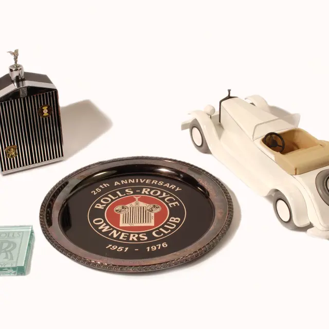 Rolls Royce 置き型灰皿VIP 専用カスタマイズ 高級ギフト 楽天市場】車