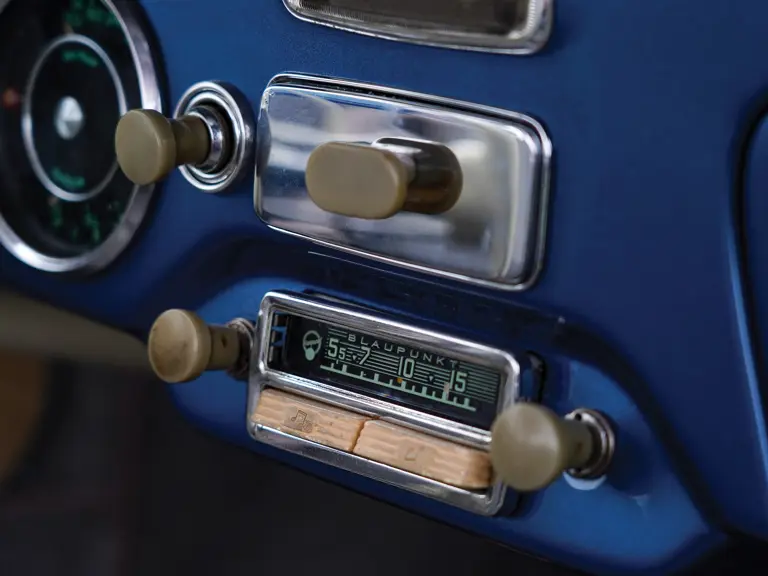 19.02.2020

Roger Bray Restoration
Porsche 356
