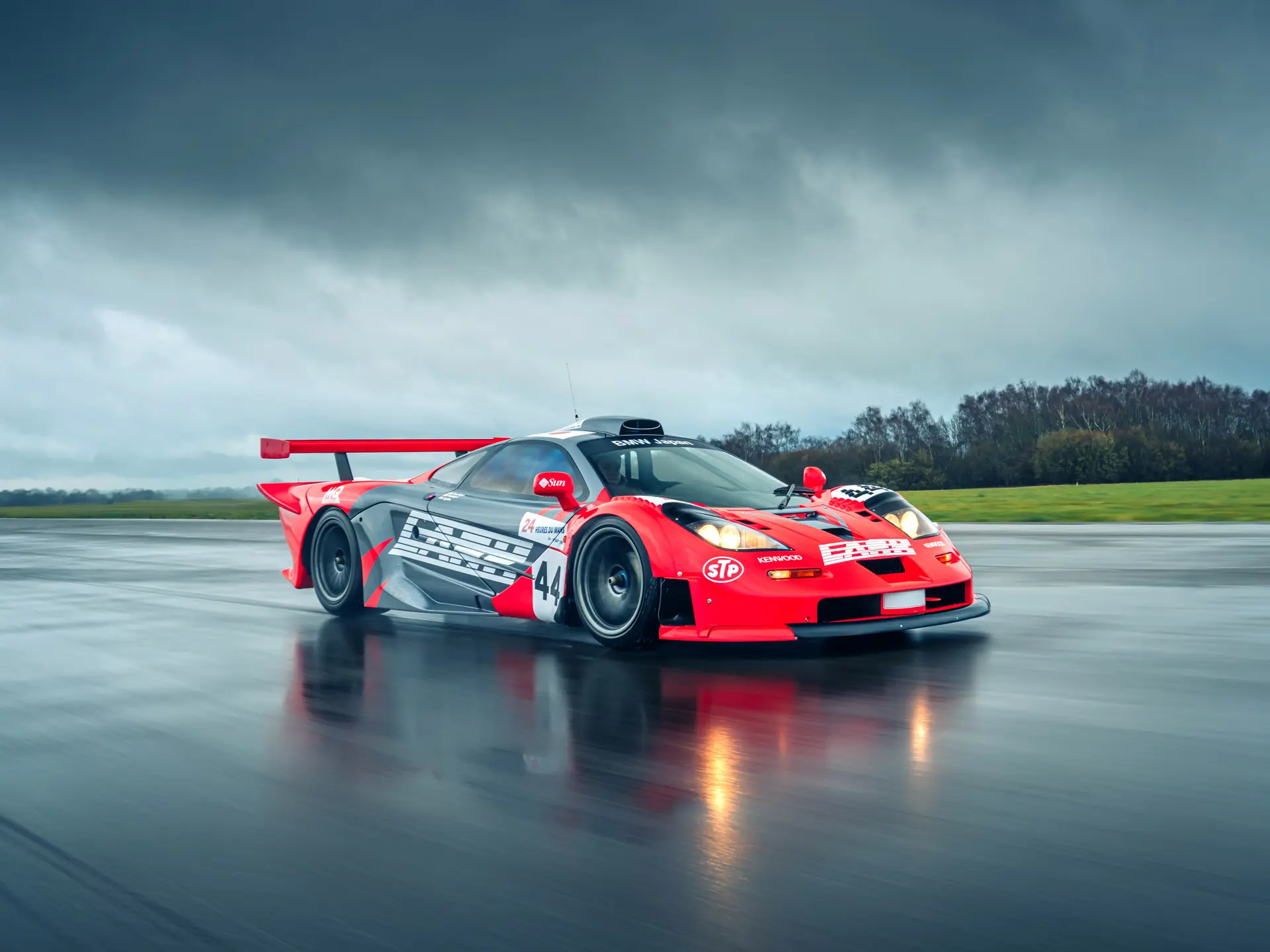 1/27 マクラーレン F1 GTR ガルフ レーシング レッド 94186f9516ef5c3dccde0465a5fe18