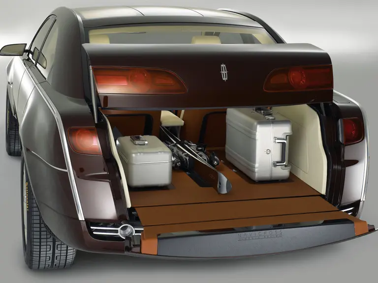 Lincoln Navicross Concept.