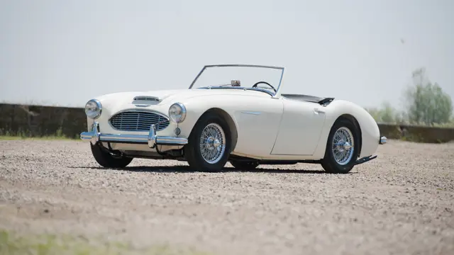昭和レトロ　AUSTIN HEALEY 100SIX Coupe ブリキ Austin-Healey 100S coupé: the boss' choice | Classic