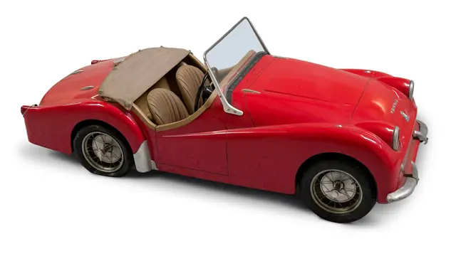 TRIUMPH TR3 1/24スケールモデルキット s-l400.jpg
