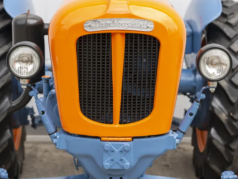 LAMBORGHINI TRACTOR