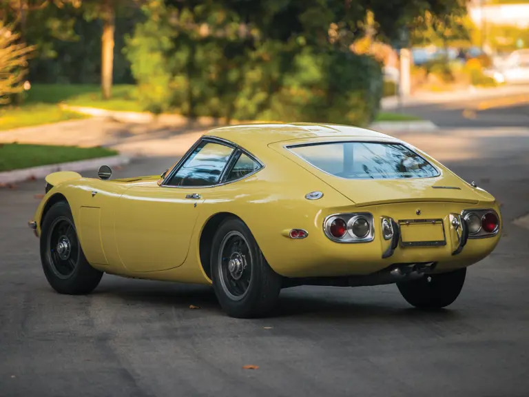 限定版 Toyota 1967 2000GT Sotheby's RM | 2018 Arizona | ミニカー