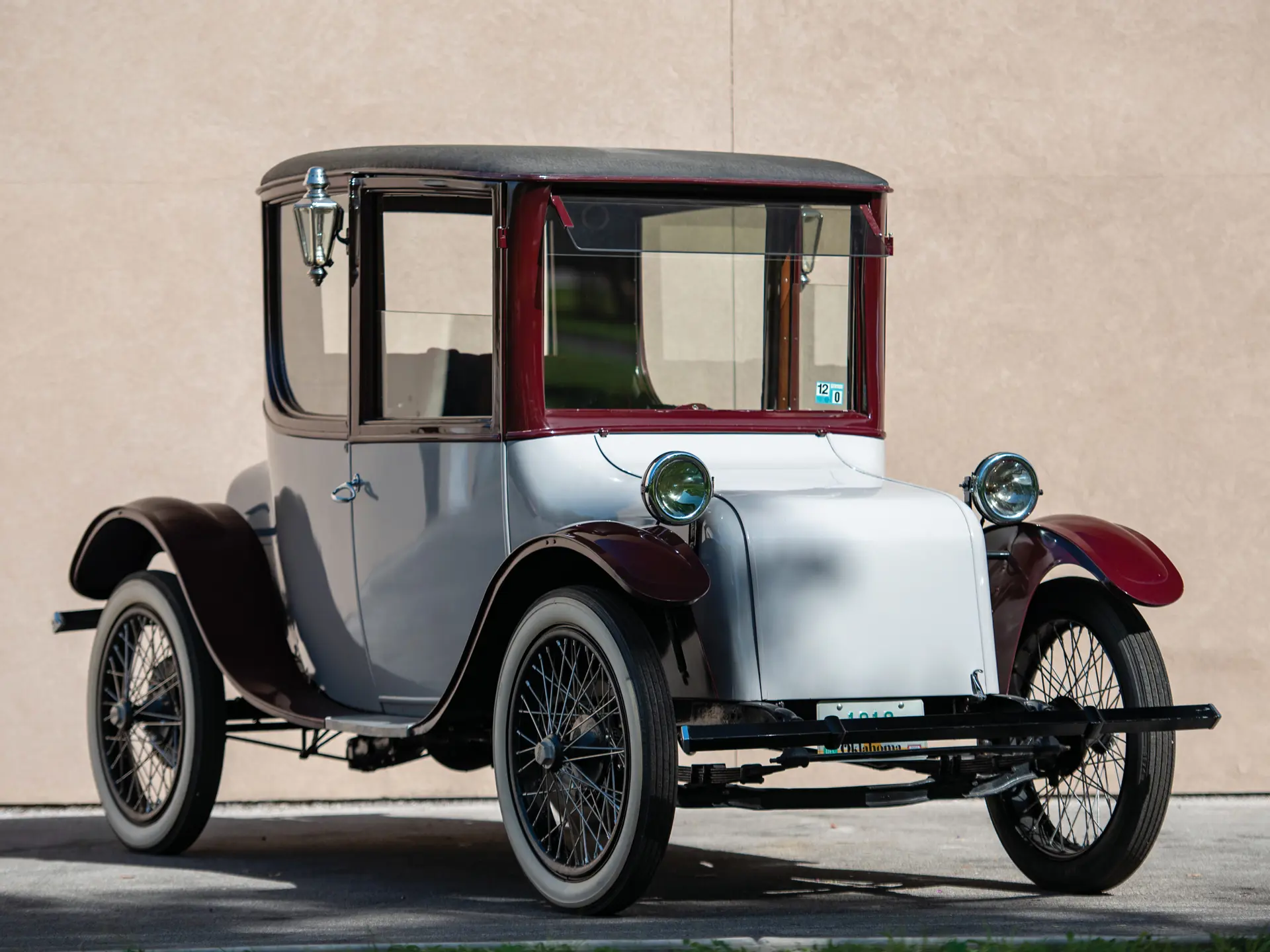 1917 Milburn Electric Model 27 Brougham | Hershey 2018 | RM Sotheby's