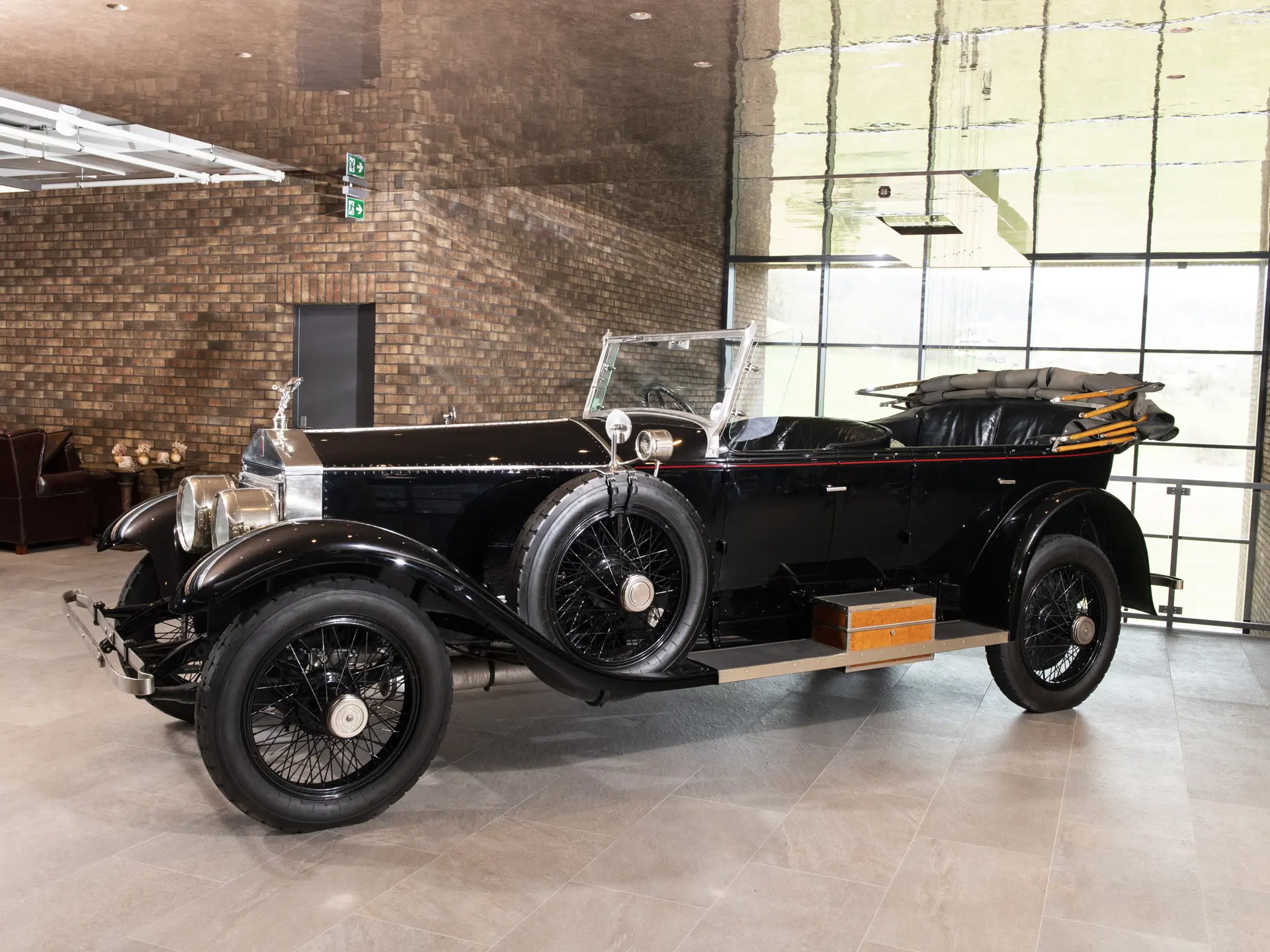 洋書 Edwardian Rolls-Royce 洋書 Edwardian Rolls-Royce The Edwardian Rolls-Royce