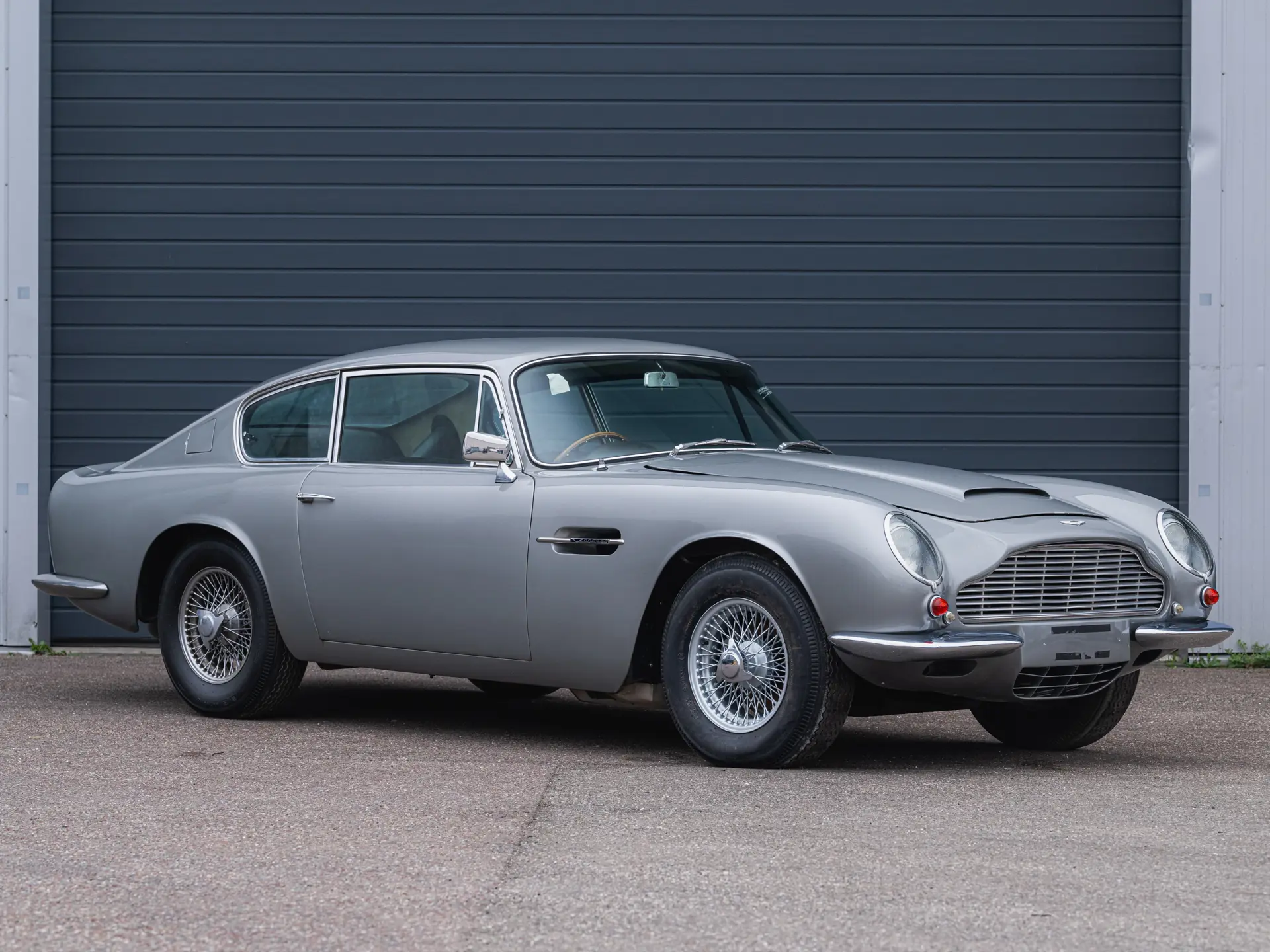 DB6MK24156R