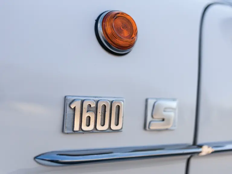 1/1600, f 2, iso100 with a {lens type} at 35 mm on a Canon EOS-1Ds Mark III.  Photo: Cymon Taylor