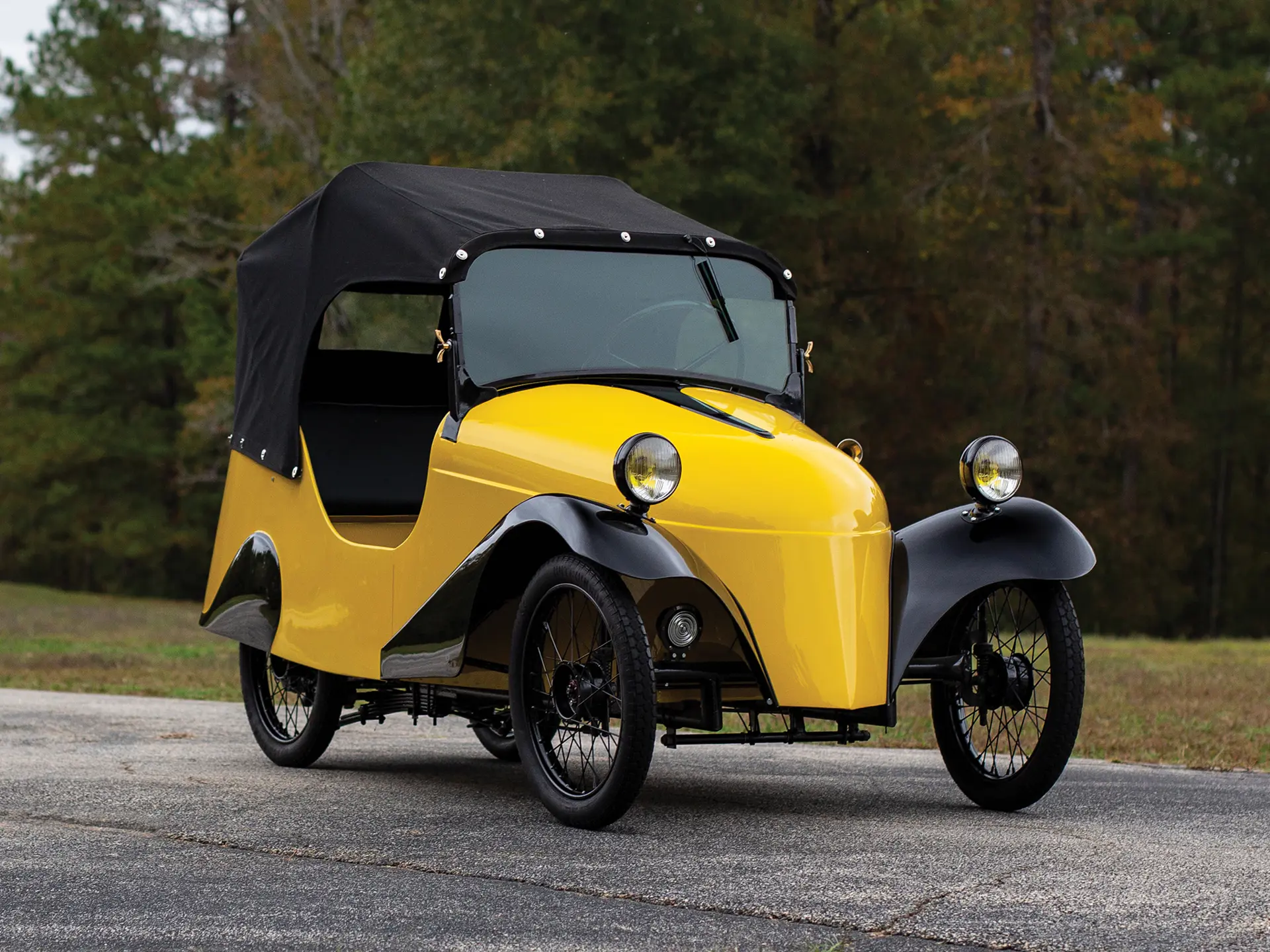 mocaページ 1954 Mochet CM-125 Luxe | The Petersen Automotive Museum
