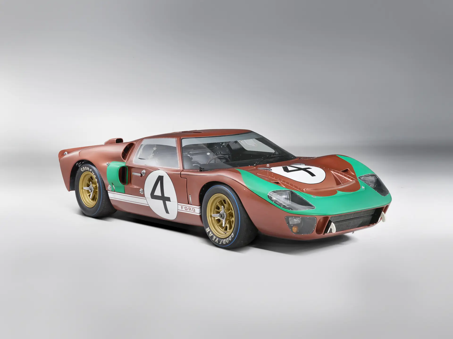 rmsothebys.com
