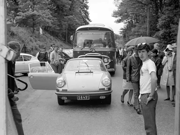 The 911 S as seen entering the paddock of the 1968 Belgian Grand Prix during Jochen Rindt’s ownership.