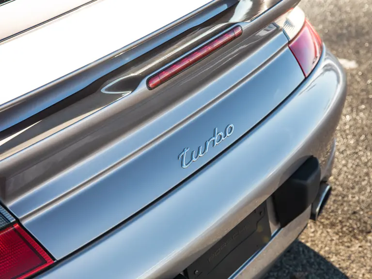 2002 Porsche 911 Turbo Coupe | Photo: Teddy Pieper @vconceptsllc