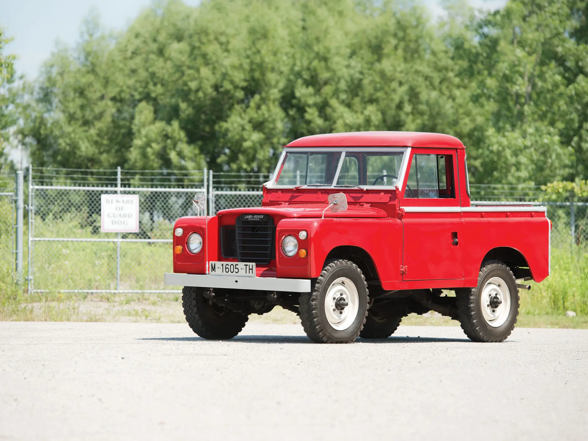 1972 Land Rover Santana | Auburn Fall 2014 | RM Sotheby's