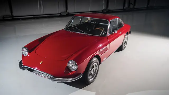 1/43フェラーリ330GTS スポークホイール 1967レッド Ferrari 1/43フェラーリ330GTS スポークホイール 1967レッド Ferrari 1