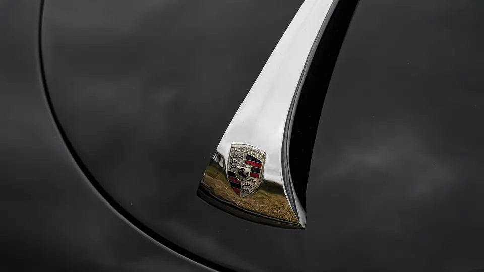 19.02.2020

Roger Bray Restoration
Porsche 356
