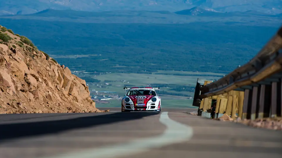 Jeff Zwart behind the wheel of the Porsche 911 GT3 Cup at the Pikes Peak International Hill Climb, 2014.
