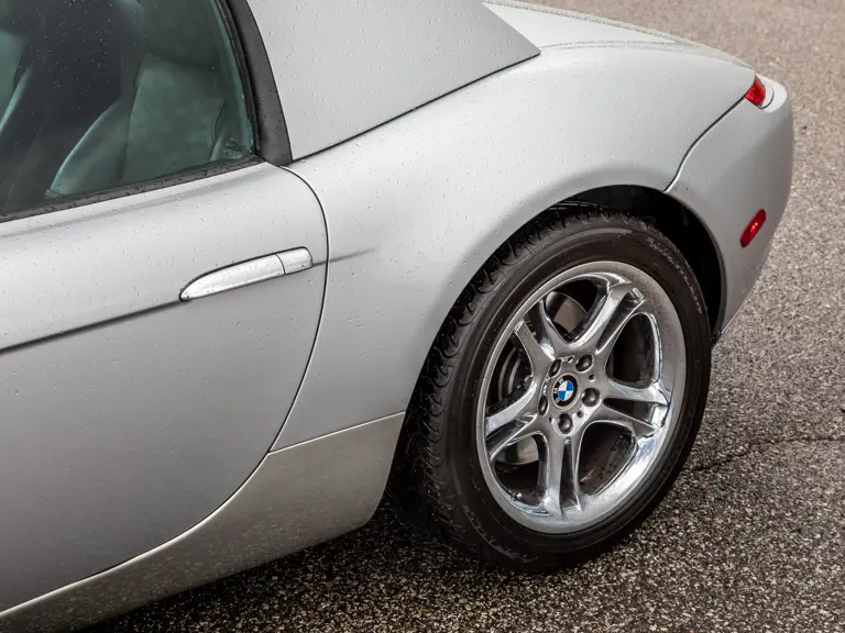 BMW Z8 | Photo: Teddy Pieper - @vconceptsllc