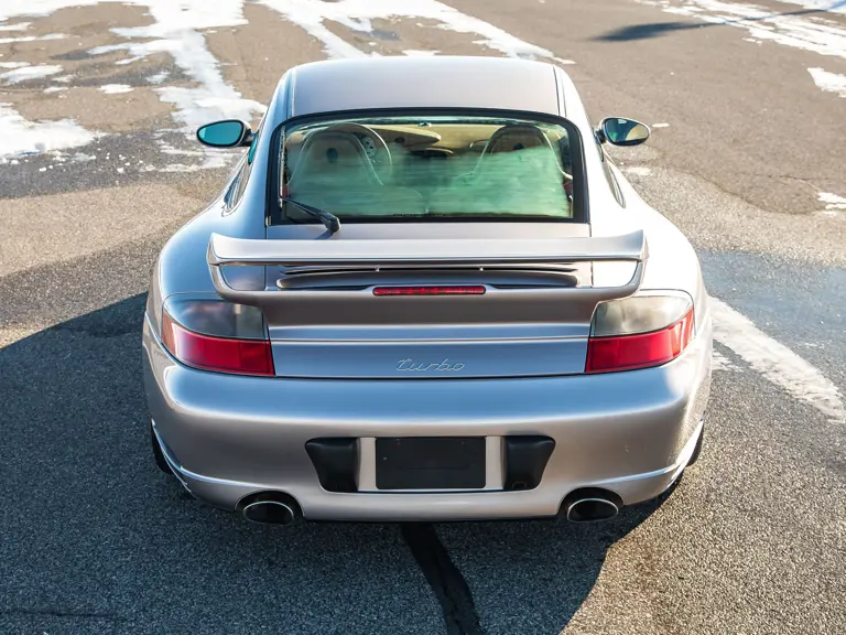 2002 Porsche 911 Turbo Coupe | Photo: Teddy Pieper @vconceptsllc