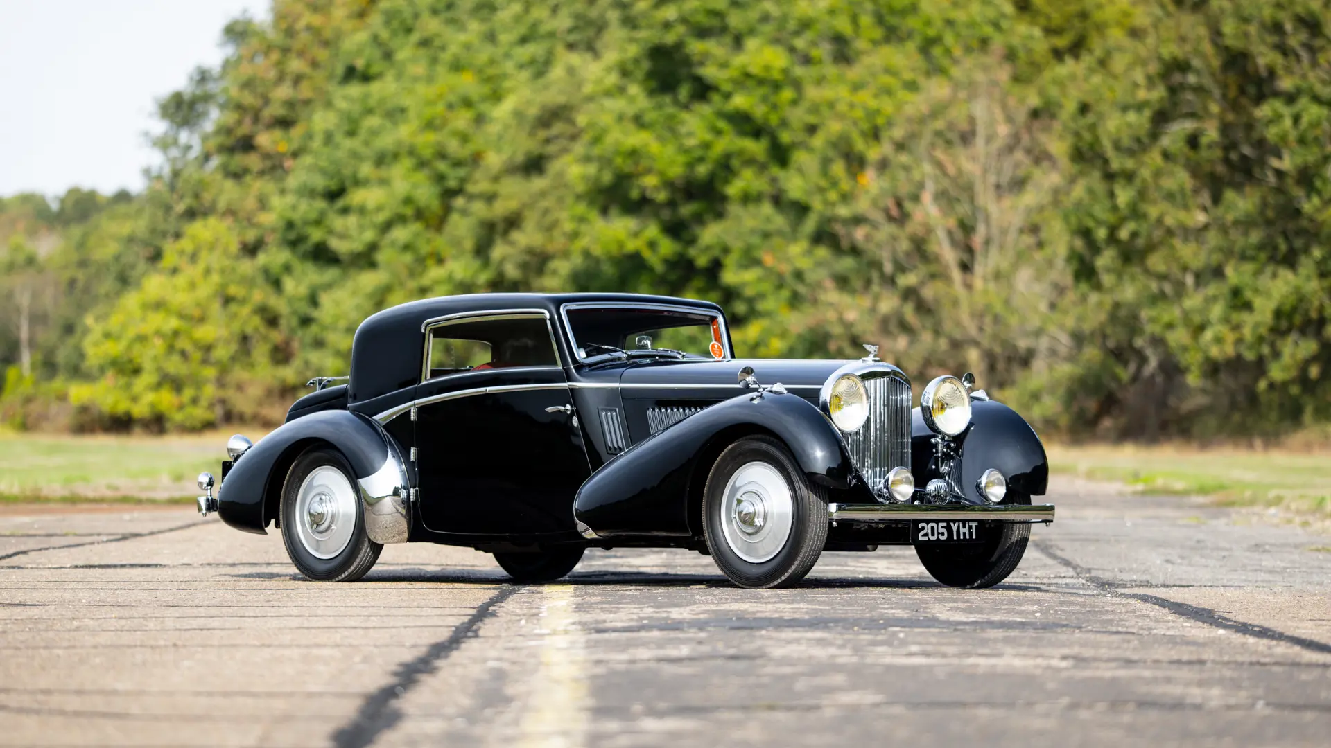 https://cdn.rmsothebys.com/a/b/7/5/4/3/ab754382ff336e05be9882642c40488b6eae266b.webp
