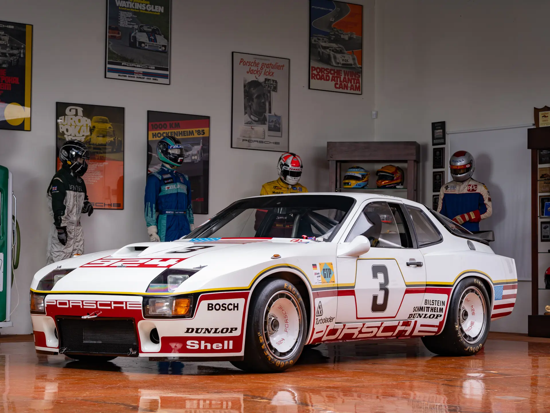 廃盤　オールド　パラバン　クサモ　ルブレックス　アブ 1980 Porsche 924 GTP | Arizona 2026 | RM Sotheby's