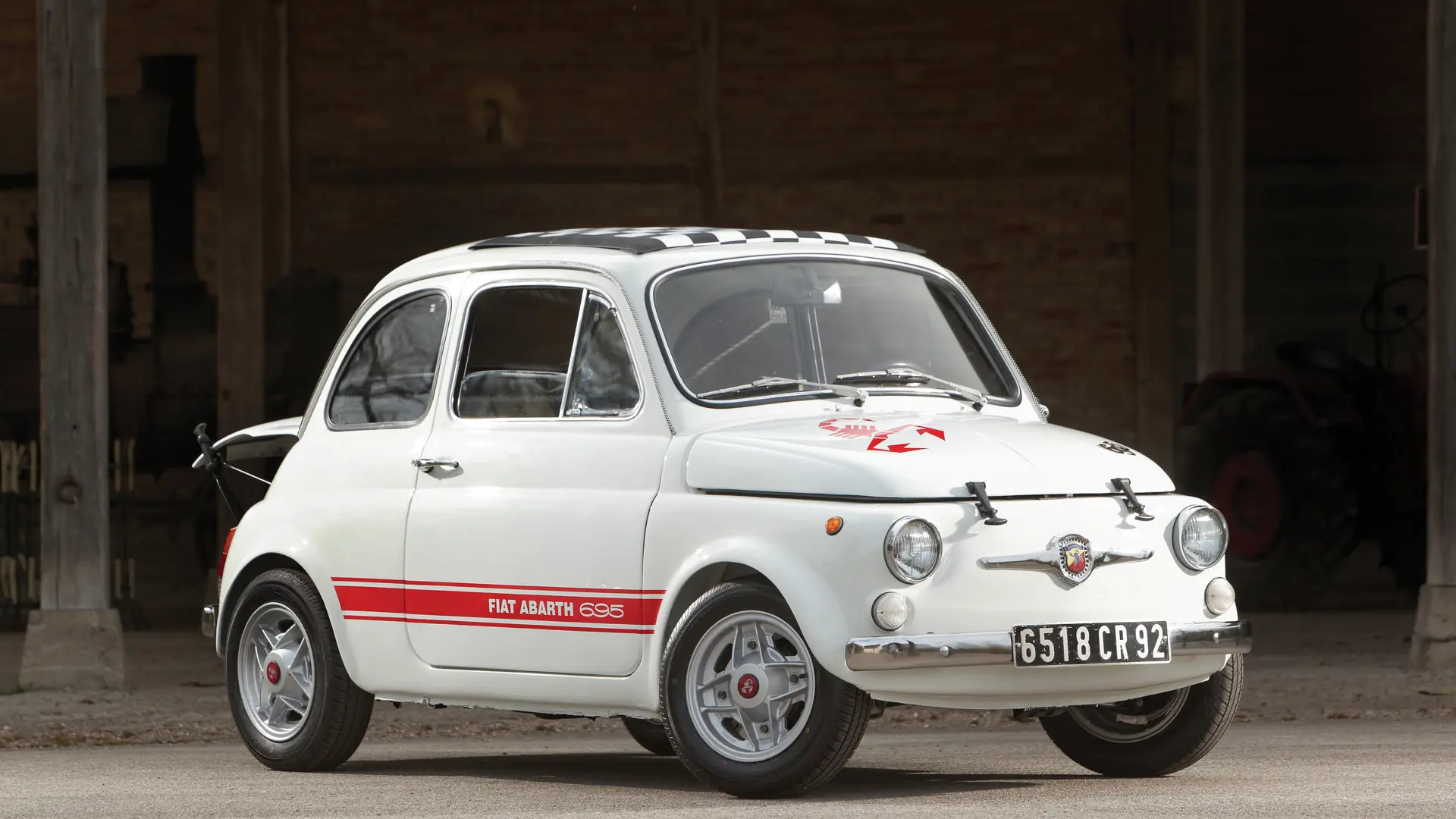 Abarth 695 SS