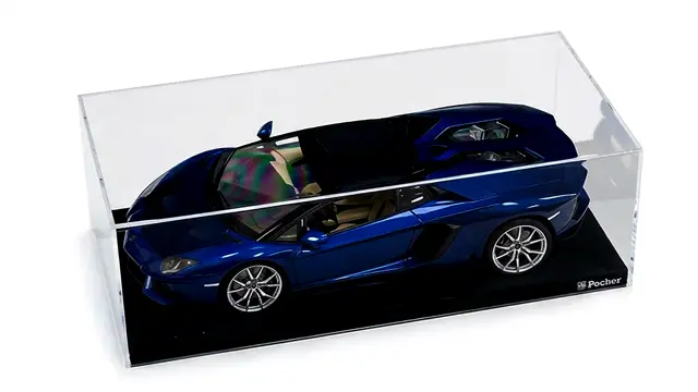 自動車 Pocher 1/8 Lamborghini Aventador LP700-4 Lamborghini Aventador LP 700-4 Roadster 1:8 Scale Model by Pocher