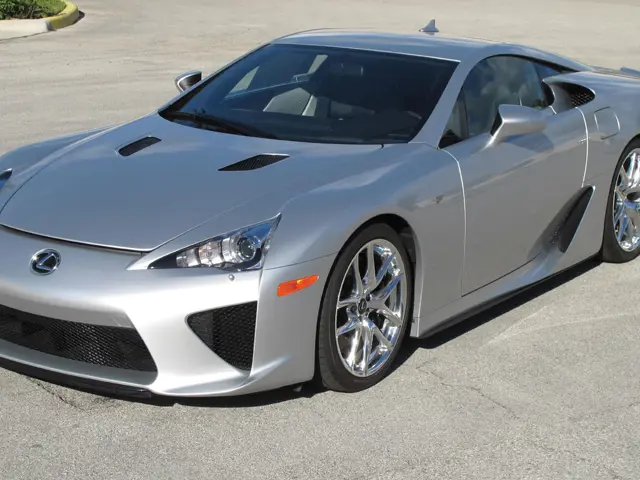 非売品レクサスLFAレーザークリスタル 2012 Lexus LFA | Fort Lauderdale 2013 | RM Sotheby's