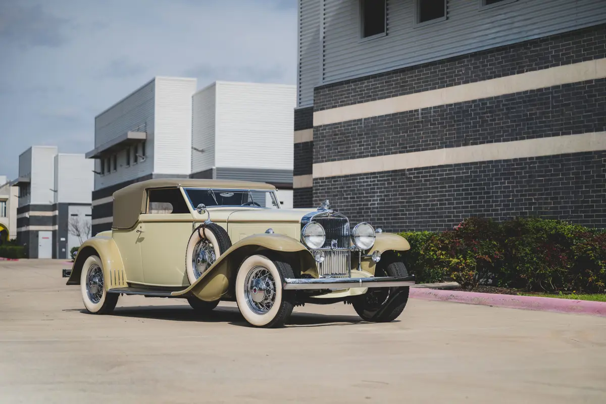 1933 Stutz DV-32 Convertible Victoria by Rollston